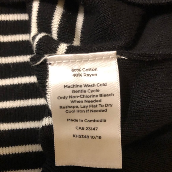 Size LP three-quarter sleeve black and white striped shirt. - Picture 9 of 9